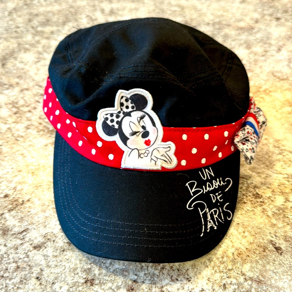 Disney Parks Minnie mouse baseball cap un bison de Paris.